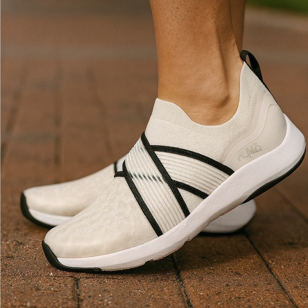 Ryka Stretch Knit Slip-On Walking Sneakers 
Empower 2 White - Medium Sz 8.5